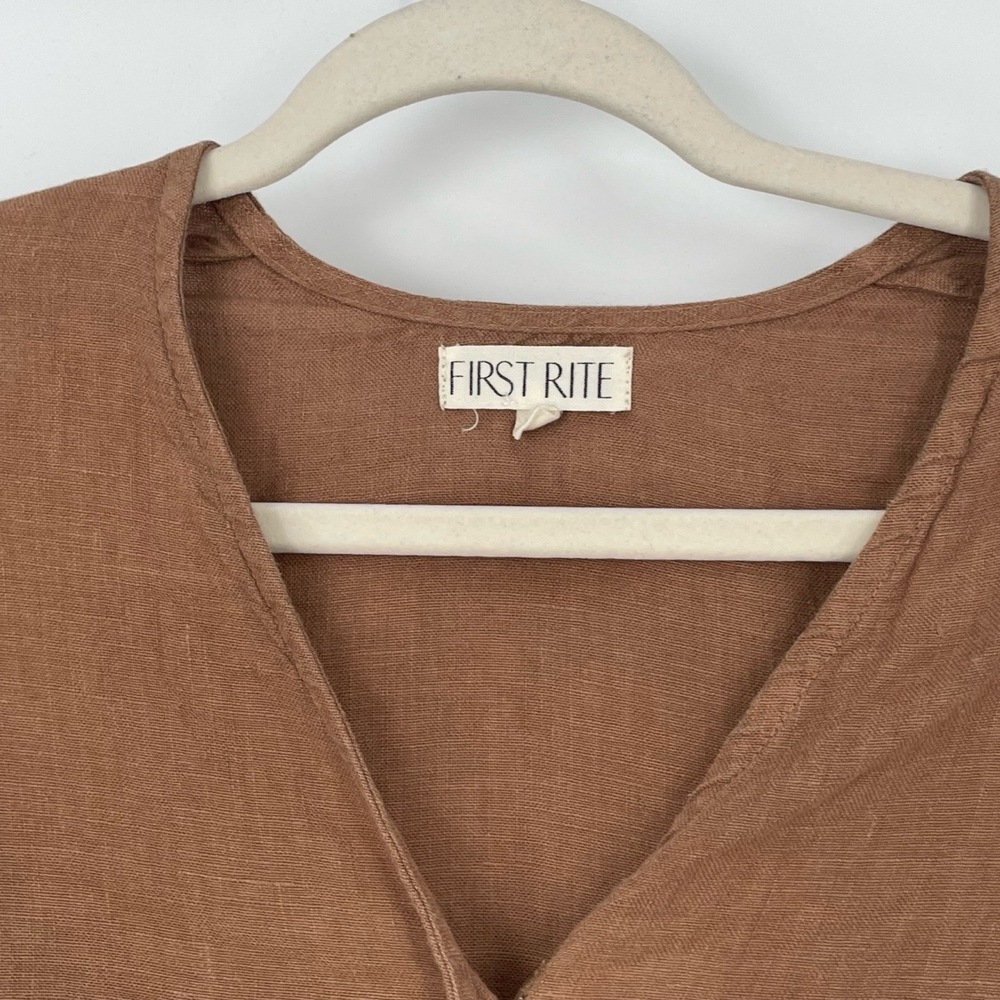 First Rite Women's Brown Linen Tie‎ Front V-neck Cropped Blouse Top Size Small - Picture 9 of 11
